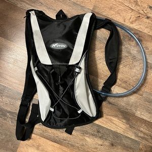 Joyous Airflow hydration backpack